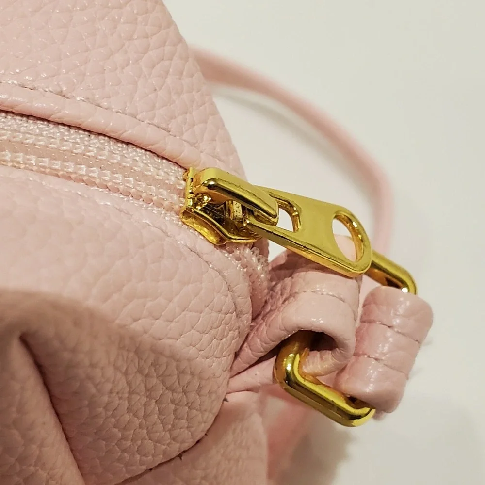 Purse Pets Glamicorn Unicorn Interactive Blinks and Responds to Touch Works - Picture 4 of 10